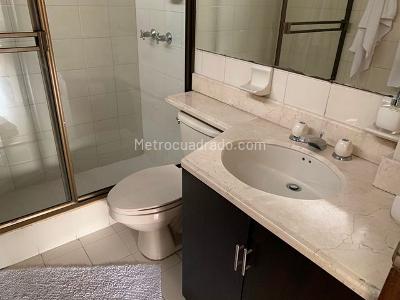 Apartamento en arriendo en Las Rosales, Bogotá · foto 15 de 15