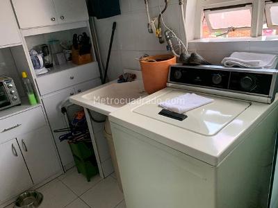 Apartamento en arriendo en Las Rosales, Bogotá · foto 7 de 15