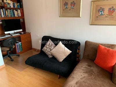 Apartamento en arriendo en Las Rosales, Bogotá · foto 5 de 15