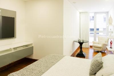 Apartamento de 3 alcobas en venta en Chico Reservado, Bogotá, 181 m² · foto 13 de 20
