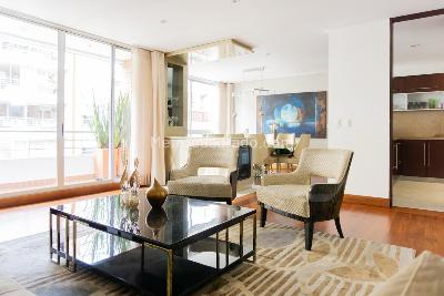 Apartamento de 3 alcobas en venta en Chico Reservado, Bogotá, 181 m² · foto 1 de 20