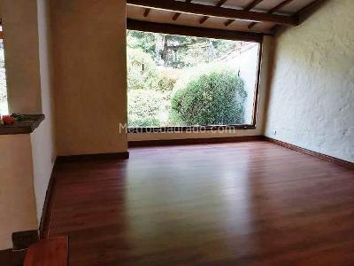 Casa de 5 alcobas en venta en Cerros De Sotileza, Bogotá, 330 m² · foto 12 de 17