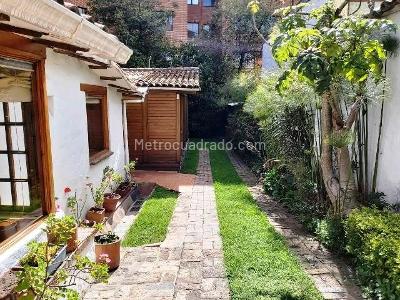 Casa de 5 alcobas en venta en Cerros De Sotileza, Bogotá, 330 m² · foto 3 de 17