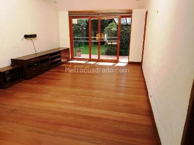 Casa de 5 alcobas en venta en Cerros De Sotileza, Bogotá, 330 m² · foto 9 de 17