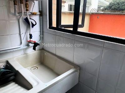 Apartamento de 3 alcobas en venta en Bella Suiza, Bogotá, 124 m² · foto 6 de 16