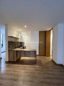 Apartamento de 1 alcoba en venta en Chico El Refugio, Bogotá, 58 m² · foto 1 de 15
