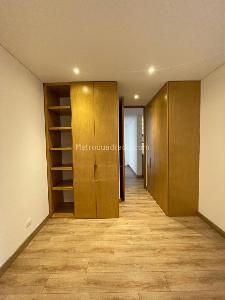 Apartamento de 1 alcoba en venta en Chico El Refugio, Bogotá, 58 m² · foto 9 de 15