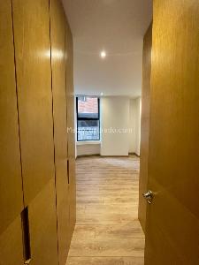 Apartamento de 1 alcoba en venta en Chico El Refugio, Bogotá, 58 m² · foto 10 de 15