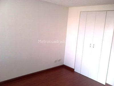 Apartamento de 3 alcobas en arriendo en Colina Campestre, Bogotá, 58 m² · foto 9 de 16