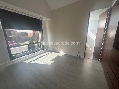 Casa de 3 alcobas en arriendo en Hacienda Fontanar, Cajicá, 226 m² · foto 11 de 18