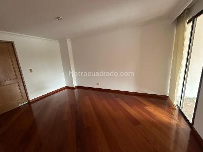 Apartamento en venta en Santa Barbara Occidental, Bogotá · foto 9 de 20