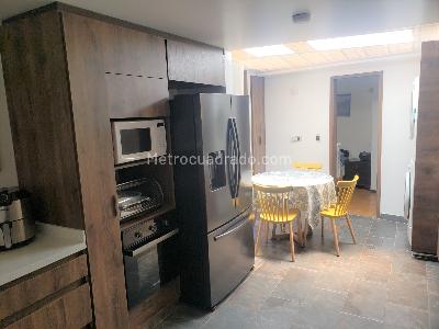 Casa en venta en Cedritos, Bogotá · foto 7 de 18