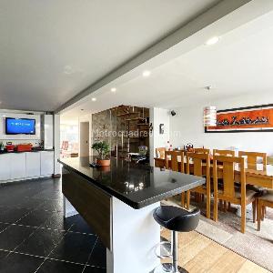 Casa de 4 alcobas en venta en Pontevedra, Bogotá, 247 m² · foto 4 de 11