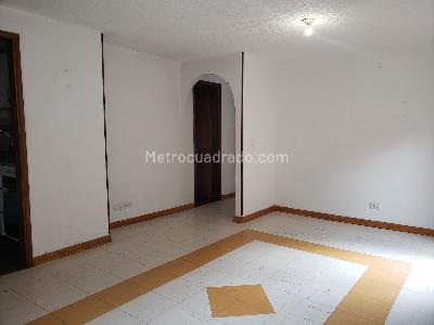 Apartamento en venta en Modelia, Bogotá · foto 2 de 12