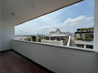 Apartamento de 3 alcobas en venta en Centro Hitorico, Santa Marta, 172 m² · foto 2 de 16