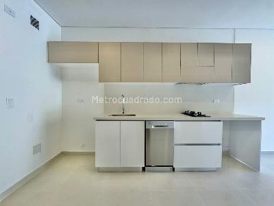Apartamento de 5 alcobas en venta en Bahia Pozos Colorados, Santa Marta, 37 m² · foto 2 de 8