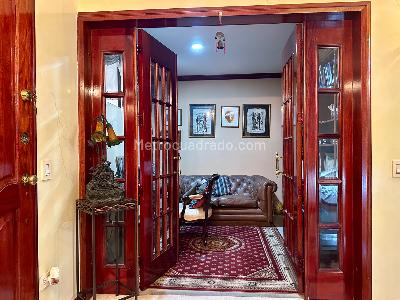 Casa de 4 alcobas en venta en Santa Barbara Alta, Bogotá, 312 m² · foto 3 de 20