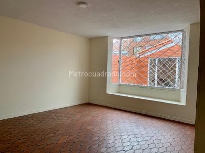 Casa de 3 alcobas en venta en Lisboa Nuevo Country, Bogotá, 195 m² · foto 18 de 20