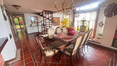 Casa de 4 alcobas en venta en Armenia, Armenia, 400 m² · foto 5 de 13