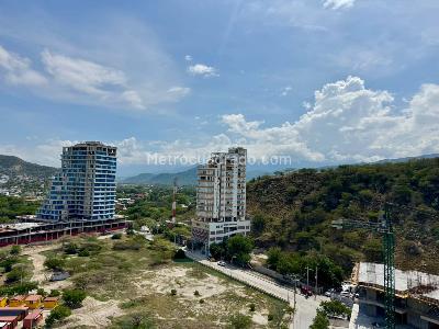 Apartamento de 2 alcobas en venta en Rodadero Playa Salguero, Santa Marta, 68 m² · foto 2 de 20