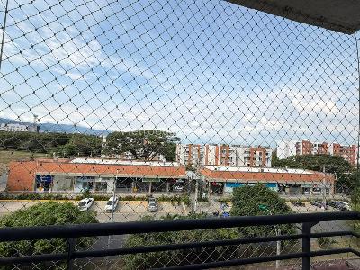 Apartamento de 3 alcobas en venta en Bochalema, Cali, 65 m² · foto 10 de 19