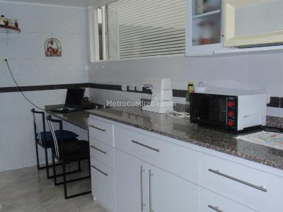 Apartamento en venta en Santa Barbara Oriental, Bogotá · foto 13 de 17