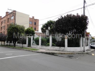 Casa de 4 alcobas en venta en La Alhambra Monaco, Bogotá, 288 m² · foto 4 de 11