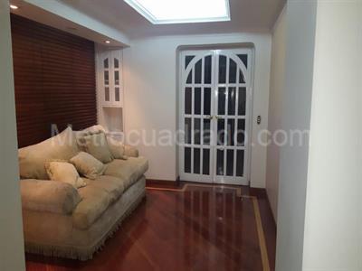 Apartamento en venta en La Carolina, Bogotá · foto 9 de 14