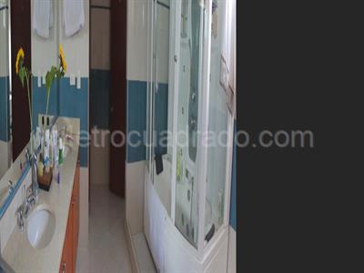 Apartamento de 3 alcobas en venta en Country, Bogotá, 220 m² · foto 13 de 19