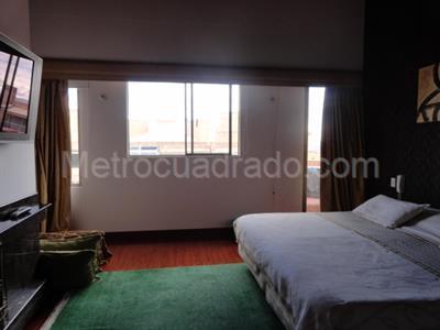 Apartamento de 3 alcobas en venta en Country, Bogotá, 220 m² · foto 11 de 19