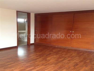 Apartamento de 4 alcobas en arriendo en Country Lisboa, Bogotá, 275 m² · foto 12 de 19
