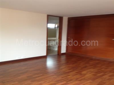 Apartamento de 4 alcobas en arriendo en Country Lisboa, Bogotá, 275 m² · foto 13 de 19