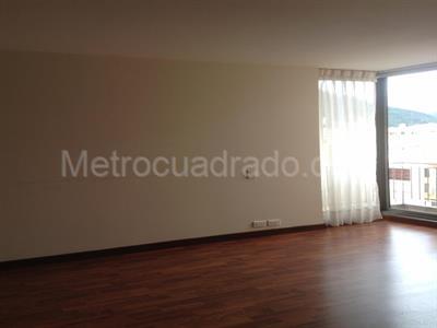 Apartamento de 4 alcobas en arriendo en Country Lisboa, Bogotá, 275 m² · foto 14 de 19