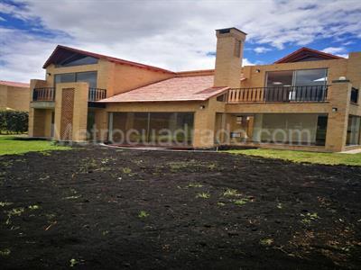 Casa de 4 alcobas en venta en Chia, Bogotá, 938 m² · foto 18 de 20