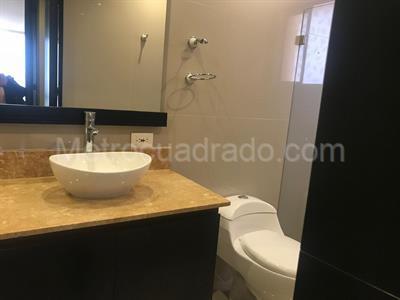 Apartamento de 3 alcobas en venta en Avenida Boyaca, Bogotá, 195 m² · foto 16 de 18