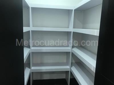 Apartamento de 3 alcobas en venta en Avenida Boyaca, Bogotá, 195 m² · foto 7 de 18