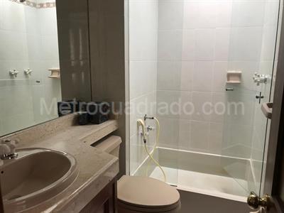 Apartamento de 3 alcobas en arriendo en Alameda Del Country, Bogotá, 172 m² · foto 19 de 20
