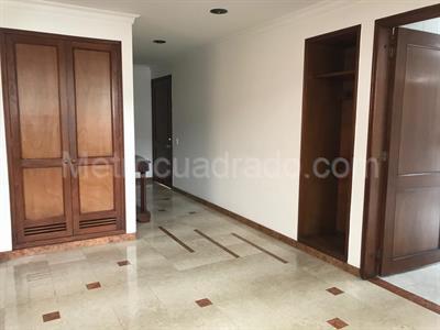 Apartamento de 3 alcobas en arriendo en Alameda Del Country, Bogotá, 172 m² · foto 5 de 20