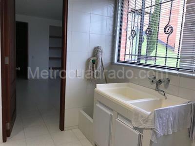 Casa de 4 alcobas en venta en Bosques Del Marques, Bogotá, 480 m² · foto 9 de 16