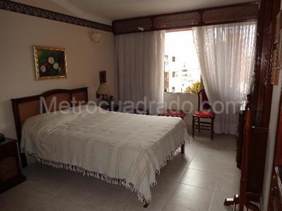 Apartamento de 3 alcobas en venta en Altos De Cabecera, Bucaramanga, 196 m² · foto 15 de 20