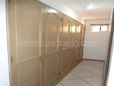 Apartamento de 3 alcobas en venta en Sotomayor, Bucaramanga, 179 m² · foto 17 de 20