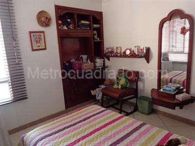 Apartamento de 3 alcobas en venta en Sotomayor, Bucaramanga, 179 m² · foto 9 de 20
