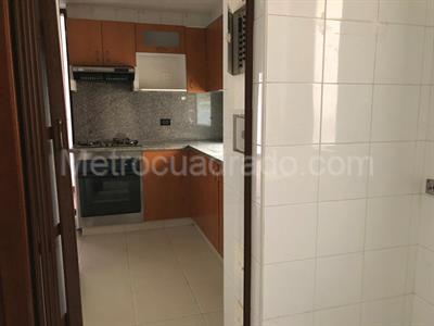 Apartamento en venta en Country Alameda, Bogotá · foto 3 de 19