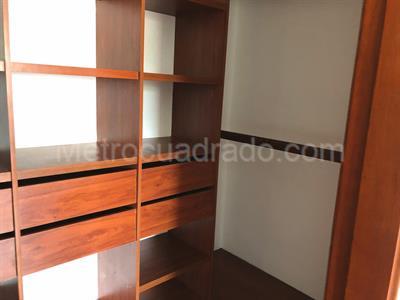 Apartamento en venta en Country Alameda, Bogotá · foto 4 de 19