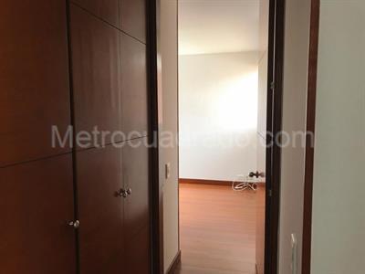 Apartamento en venta en Country Alameda, Bogotá · foto 5 de 19
