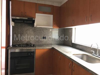 Apartamento en venta en Country Alameda, Bogotá · foto 6 de 19
