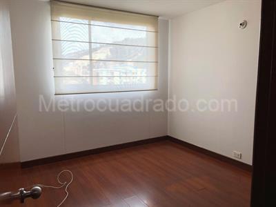 Apartamento en venta en Country Alameda, Bogotá · foto 7 de 19