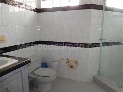 Casa de 4 alcobas en venta en Pan De Azucar, Bucaramanga, 550 m² · foto 14 de 20