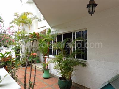 Casa de 4 alcobas en venta en Pan De Azucar, Bucaramanga, 550 m² · foto 3 de 20
