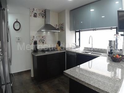 Casa de 4 alcobas en venta en Camino De Arrayanes, Bogotá, 200 m² · foto 3 de 19